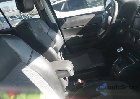 2013 Jeep Patriot Latitude из США, поврежденный, VIN 1C4NJRFB9DD274652